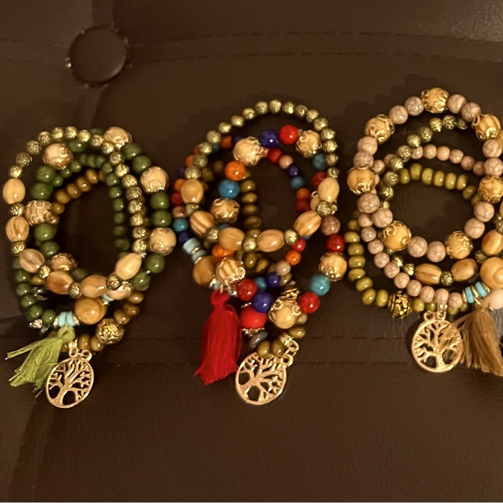 Good KHARMA Tree of life beaded bracelets various colors.